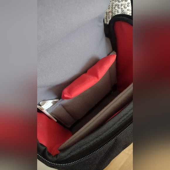 Manfrotto Stile+ Protective Camera Bag - Picture 6 of 9